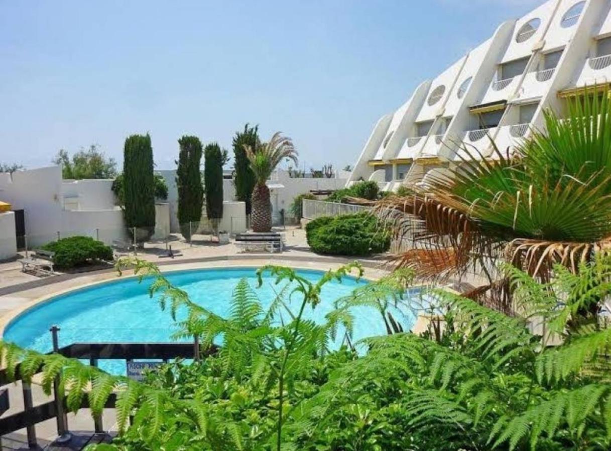Le soupir des palmiers. Idéal couple, piscine, mer La Grande-Motte Exterior foto